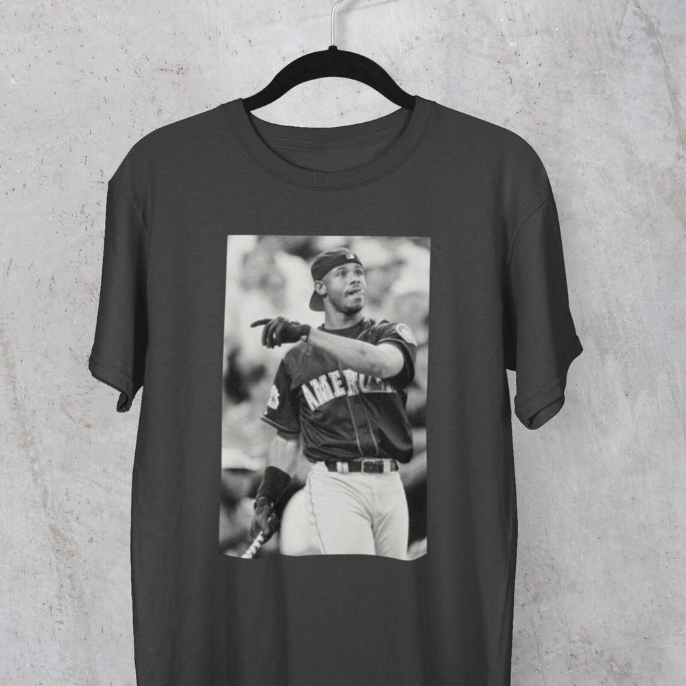 

Ken Griffey Jr Unisex T-Shirt S-5XL Unisex T-Shirt S