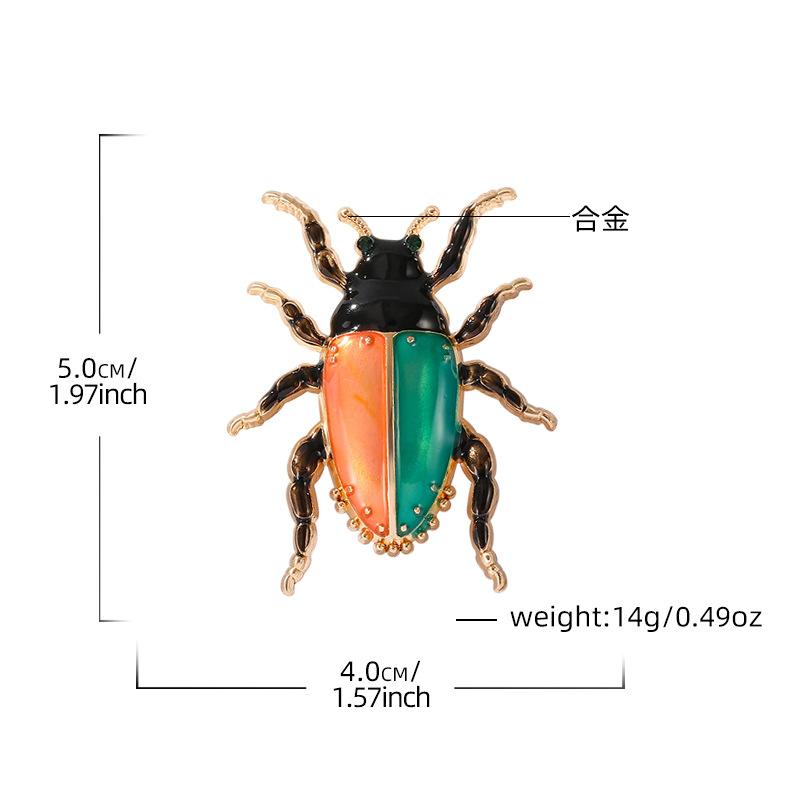 Fashion Delicate Cockroach Insect Brooch Alloy Imitation Enamel Oil Dripping Beetle Corsage Coat Jacket Pin