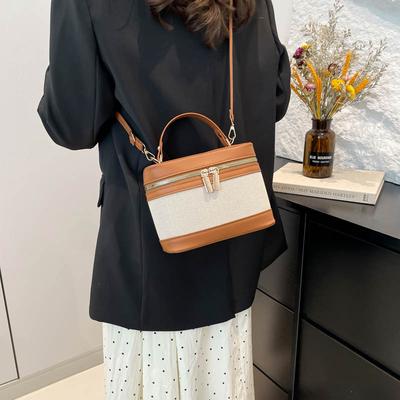 Popular Color Matching, Personalized Matte and Popular Trend, Leopard Print Design, Texture, Crossbody Shoulder Box, Small Square Bag for Women