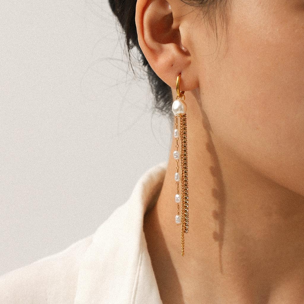 Elegant Tassel Drop Earrings with Pearl and Zirconia Chains Luxurious Versatile Accessories