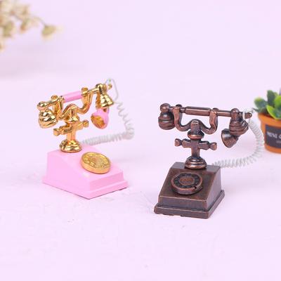 1Pcs Mini Retro Phone Miniature Food Play Scene Model
