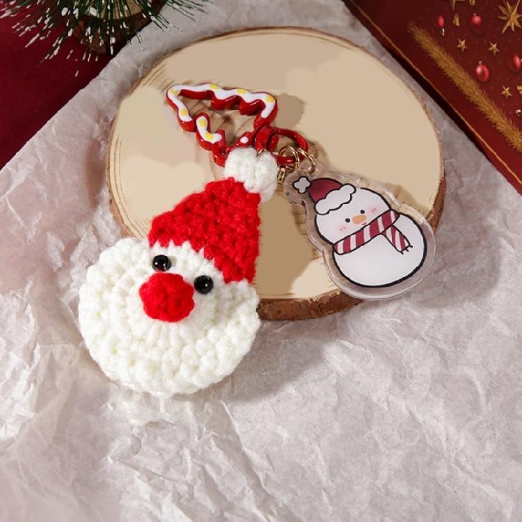 Artisanal Santa Key Chain Adornment Charming Keychain Hand Knitted Christmas Key Accessory Quality Alloy Detailing