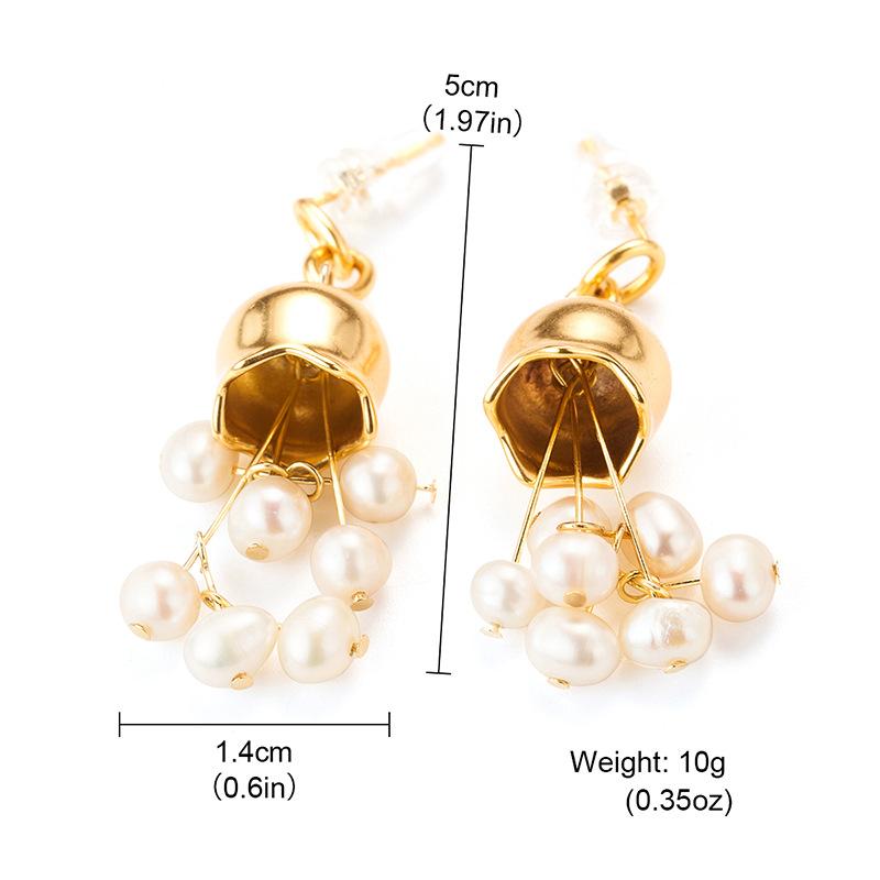 Medieval Vintage high-end stud earrings fringed temperament jewelry French light luxury pearl niche personalized earrings