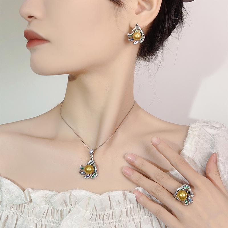 Jewelry Set Pearl Necklace Ring Earring Nanyang Retro Gold High-end Feeling Women's Fashion