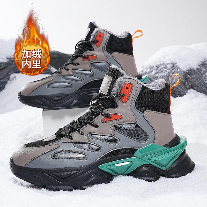 

Snow boots men s winter 2025 new high-top velvet thickened thermal tooling casual boots Northeast cotton shoes tide 39