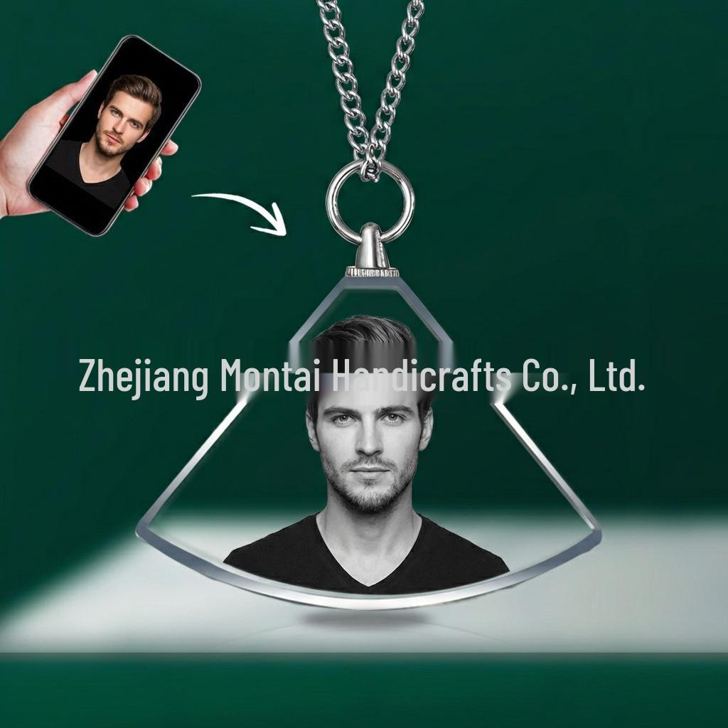 Colar com Pingente de Cristal com Foto de Animal de Estimação Gravada a Laser 3D - Presente Comemorativo