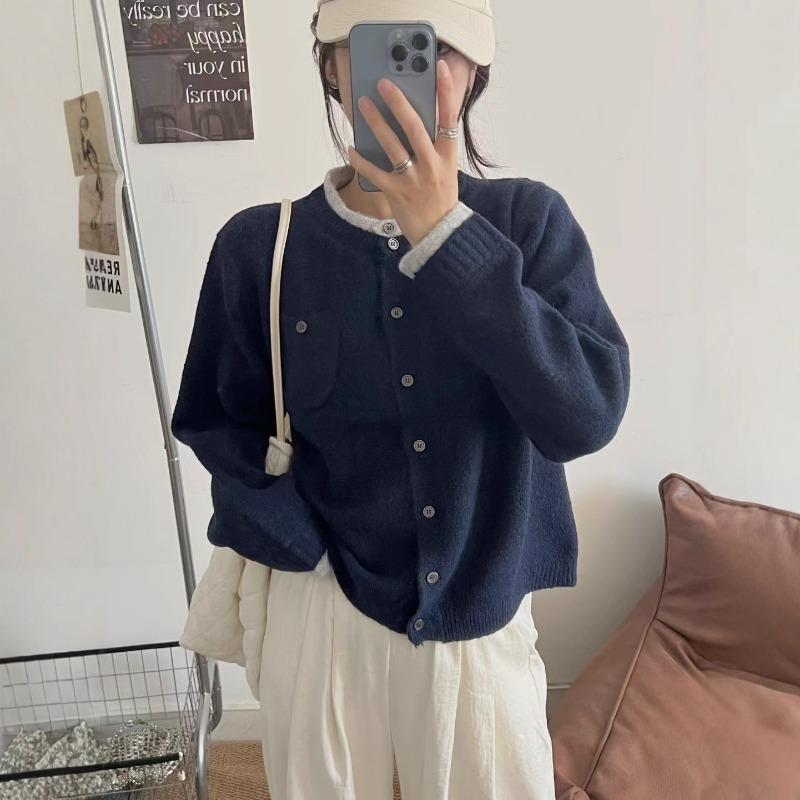 

Contrasting color fake two-piece long-sleeved knitted cardigan autumn new slim-fitting and thin design sweater jacket women one size fits all тёмно-синий