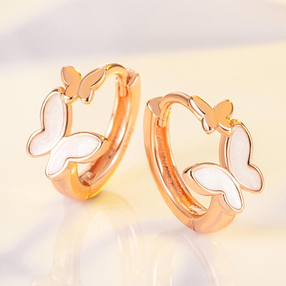 Náušnice s motýly ve tvaru písmene Malé a sladké jemné náušnice Design se zvláštním zájmem Lehký luxusní vysoce smyslný elegantní náušnice