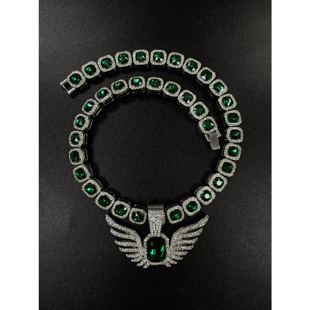 Light Luxury Niche Men's and Women's Fashionable Angel Wing Pendant, Ins, Wing Pendant, Emerald, Hip-hop, Rock Sugar Cuban Chain