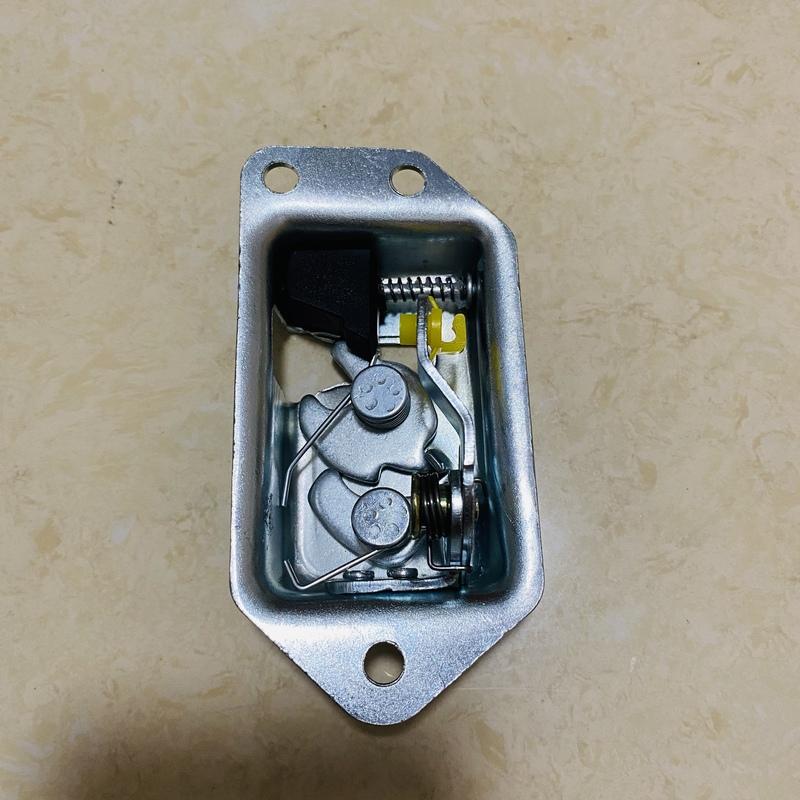 Rear Back Door Lock For FAW GF8 FAW CA6371 Suzuki Super Carry Changhe 1018