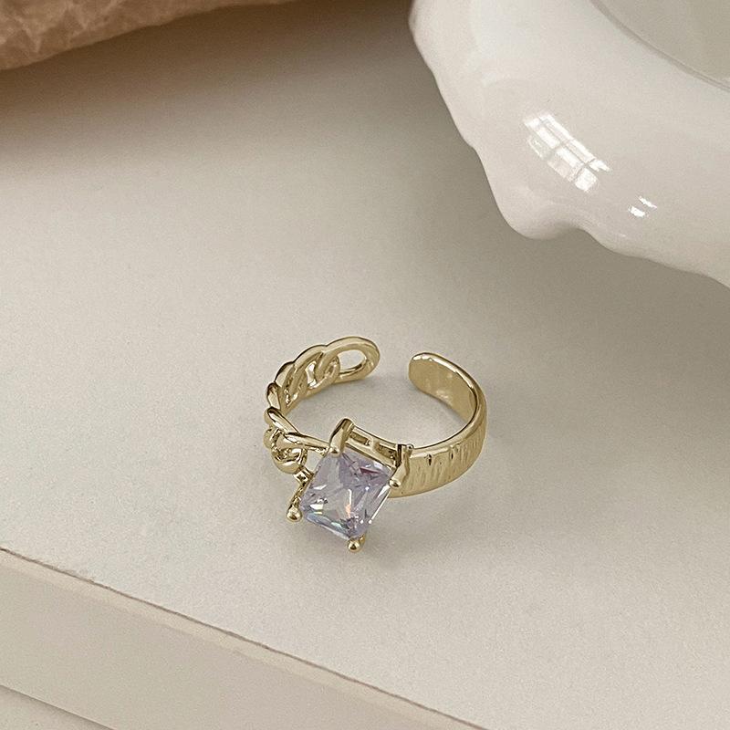 

Полированное кольцо в виде сердца любви Женское Ретро Мода Темперамент Инс Ветер Переплетающиеся линии Геометрическое Открытое кольцо на указательный палец Модные кольца Вечеринка Ювелирные изделия