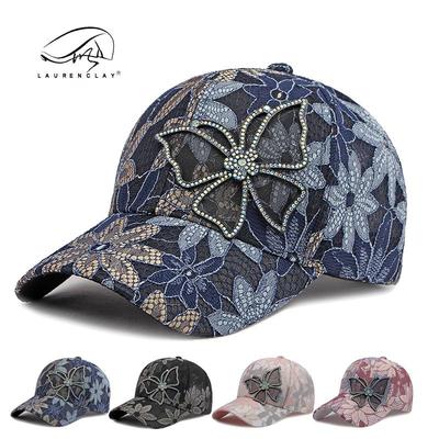 Damen Baseballkappe mit Sonnenschutz im koreanischen Stil mit ethnischem Spitzendesign und Schmetterlingsmotiv