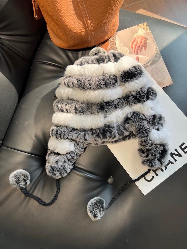 

Новая женская шапка из меха кролика Рекс, утолщенная, милая, теплая, для защиты ушей, корейская версия, модная и универсальная зимняя шапка из меха кролика