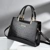 Geantă de mână elegantă pentru femei din piele lăcuită cu model de piatră - Geantă de umăr și crossbody cu capacitate mare