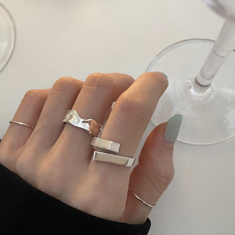 Su Chuang S925 Sterling Silver Geometric Wave Cross Square Ring for Women - Cool Niche Design for Index Finger.