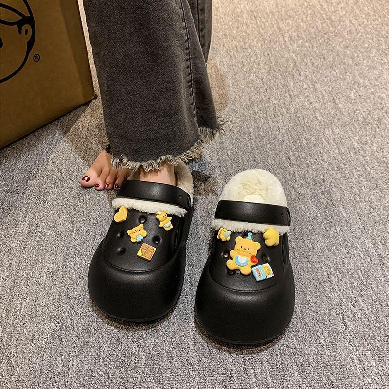Fashion outer wear women's cotton slippers cute cartoon warm thick bottom non-slip velvet slippers women's 2025 autumn and winter new