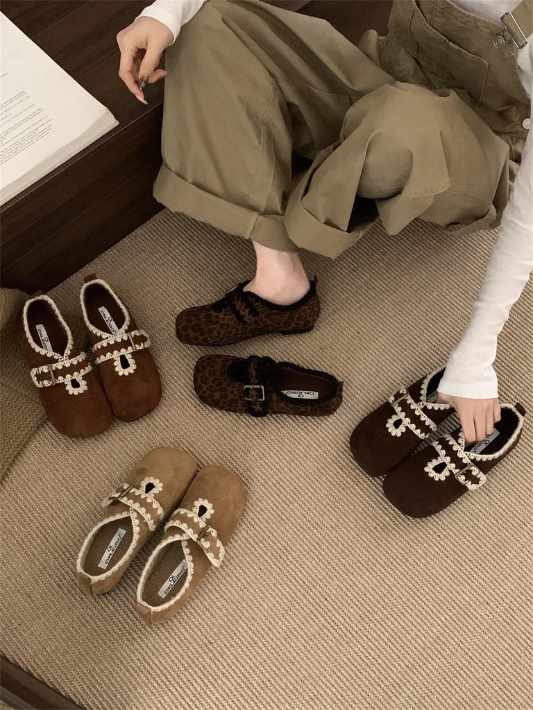 Fashion Retro Style Embroidered Shoes Women's 2025 Autumn New Outer Wear One-pedal Lazy Shoes Single Shoes