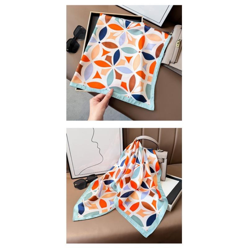 New Spring Summer Classic Printed Small Square Scarf Women Fashion Versatile Decorative Neck Scarf