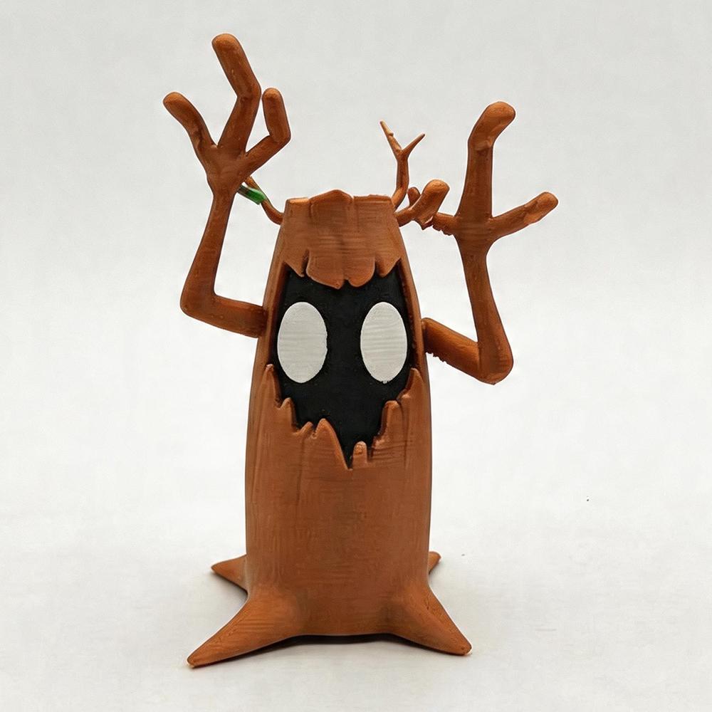 

3D Printed Cute Tree Monster Action Figure, Brown Stump Creature with Branch Arms, Creepy Forest Decor Toy белый