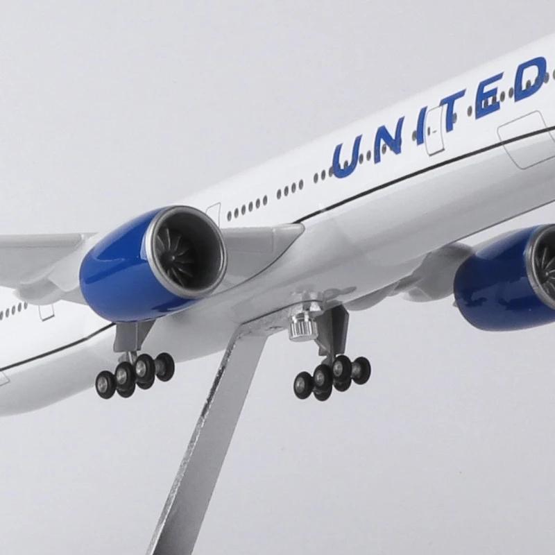 United Airlines Aircraft Model Airways 777 Aircraft Model Ornament Resin Material Decorative With Plane Model Gifts Collection