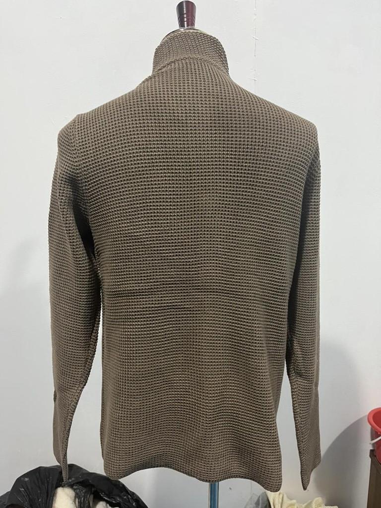Men's Slim Fit Knitted Sweater - Solid Color, Turn-Down Collar, Long Sleeve, Trendy Brand for Fall/Winter