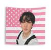 1 szt. SKZ Changbin Różowy Tapiseria z Flagą USA skz Kpop Dekoracja Ściany Poliester Wystrój Pokoju SKZ Merch Prezent dla Fana Changbina
