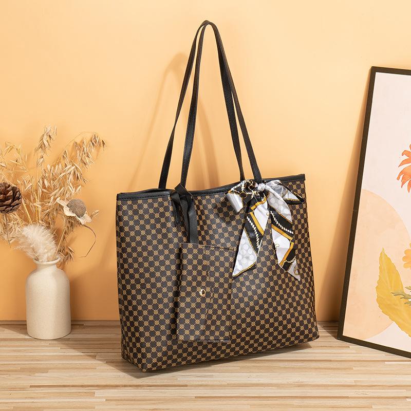 Large Capacity Ladies' Scarf  Elegant Diamond Pattern  Embroidered Bag  Fashionable