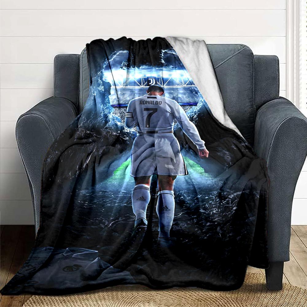 Ronaldos Legacy Lights bedruckte Flanelldecke, atmungsaktiv und warm, ein stilvolles Geschenk für Zuhause, geeignet für den Gebrauch zu Hause, im Büro und als Tagesdecke. 0713a5