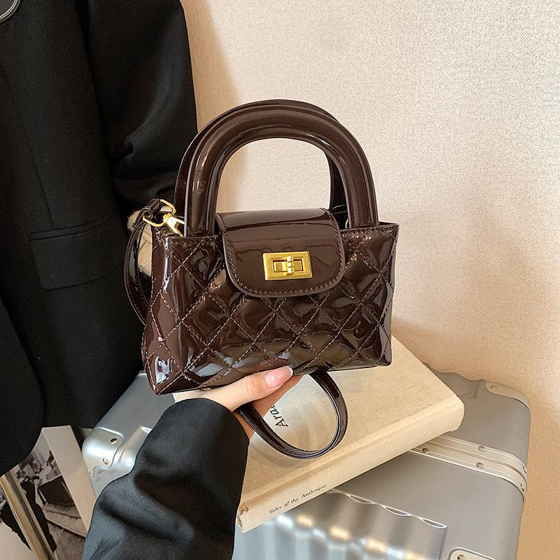 

New fashionable solid color diamond medieval handle bag portable shoulder crossbody trendy women s bag