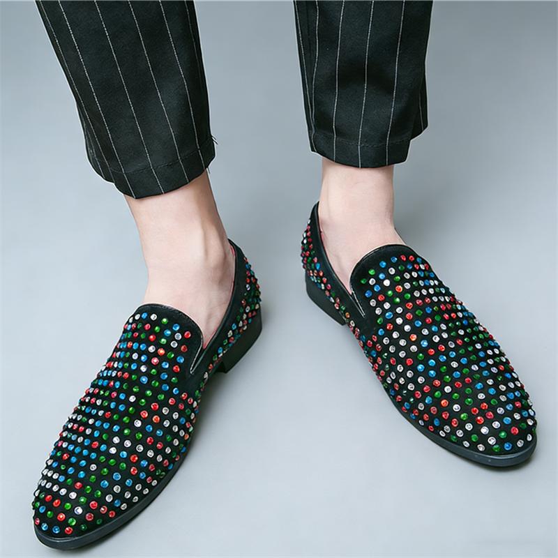 Designer Fashion Charm Rhinestones Pointed Flats Wedding Shoes Men Casual Loafers Formal Dress Footwear Sapatos Tenis Masculino