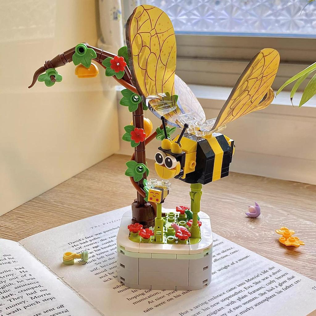 Bionic Eternal Flower Building Blocks: Sunflower and Rose Assembly Toy for Children