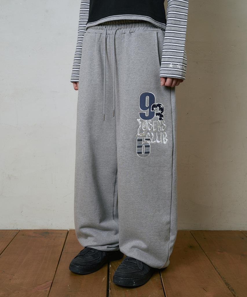Lujeoseukeulleob Multi Logo Wide Sweatpants Gray