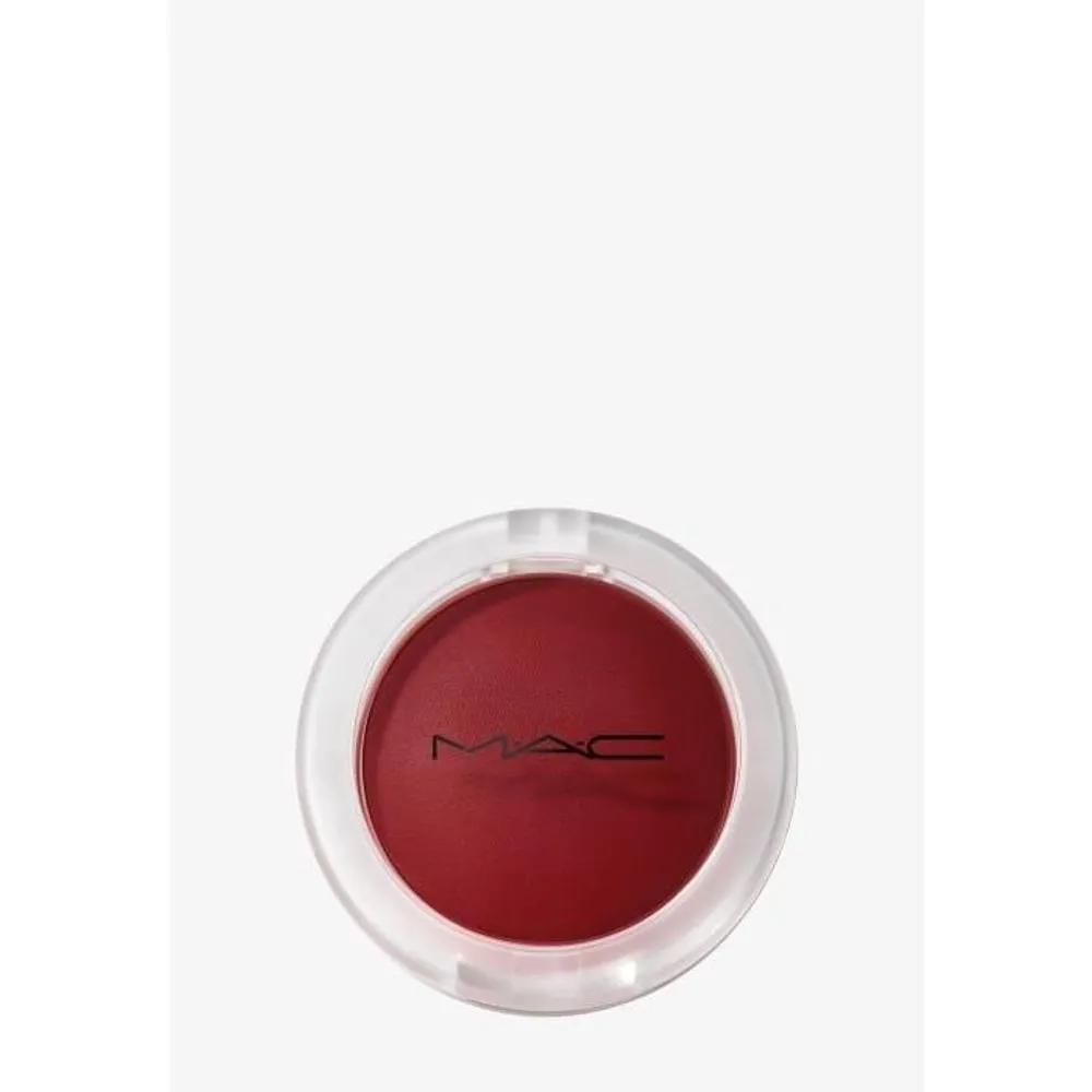 MAC Glow Play Cushion Blush - Big Diva Energy One Color