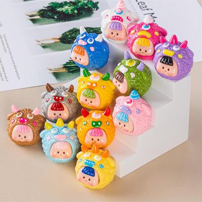 Roztomilé 3D malé monstrum drobné ozdoby pro řemesla kreslené pryskyřičné miniaturní domácí dekorace na stůl pro výrobu šperků