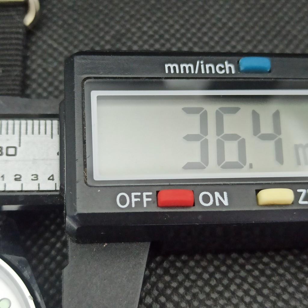 RENOVOVANÉ VINTAGE SEIKO 5 AUTOMATICKÉ PÁNSKÉ PÁNSKÉ HODINKY DEN/DATUM a266365-9