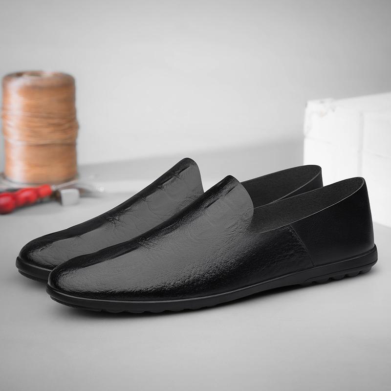 Frühling Sommer Herren Slipper Persönlichkeit Männlich Fahrschuhe Echtes Leder Freizeit Schuhe Leicht Jugend Flats Atmungsaktive Mokassins