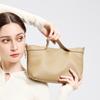 New Women's fashi Genuine Leather Tote Handbag Female luxury designer Real Leather Crossbody Shoulder Bags Retro Underarm bag