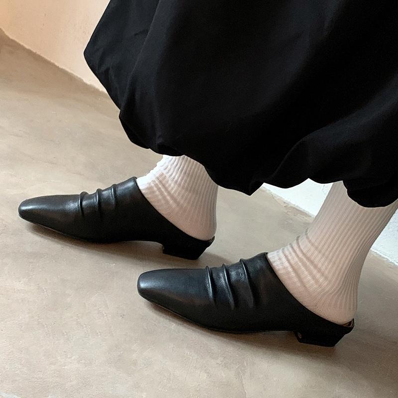 Fashion 2025 NEW Summer Women Mules Genuine Leather Women Shoes Cover Toe Shoes Squared Toe Low Heel Sandals Pleated Modern Slippers