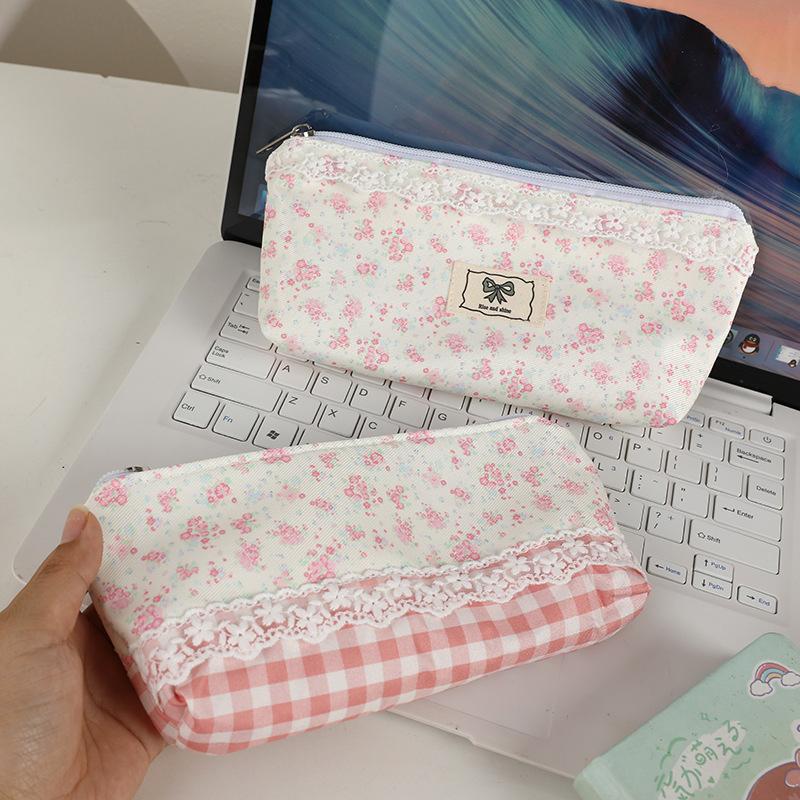 Cosmetics Bag High Quality Lace Floral Design Pen Bag Large Capacity Multifunctional Stationery Bag Pencil Case Students