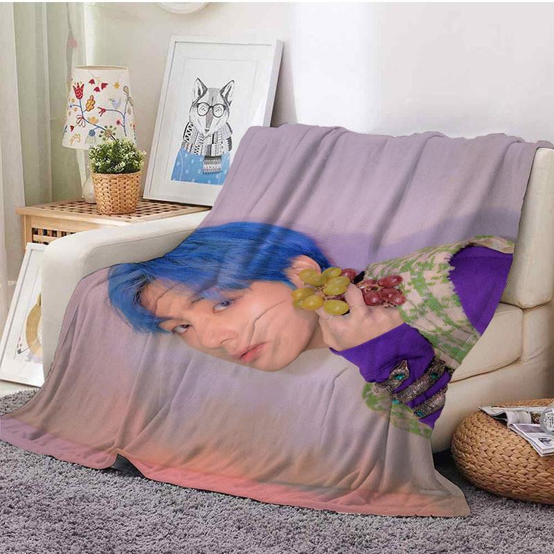 

Персонаж БТС Принт Коралловый Флис Диван Кондиционер Одеяло Украшение Диван V,100X75cm