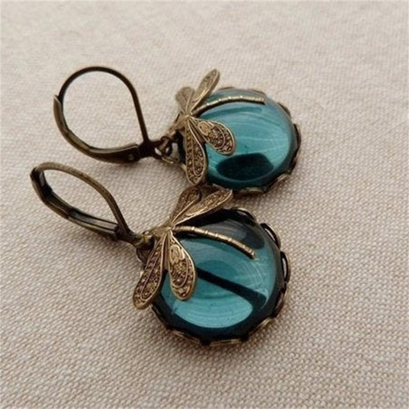 Boucles d'oreilles libellule en Bronze Vintage pour femmes, bijoux à la mode, couleur or, motif sculpté en métal incrusté de pierre de lune