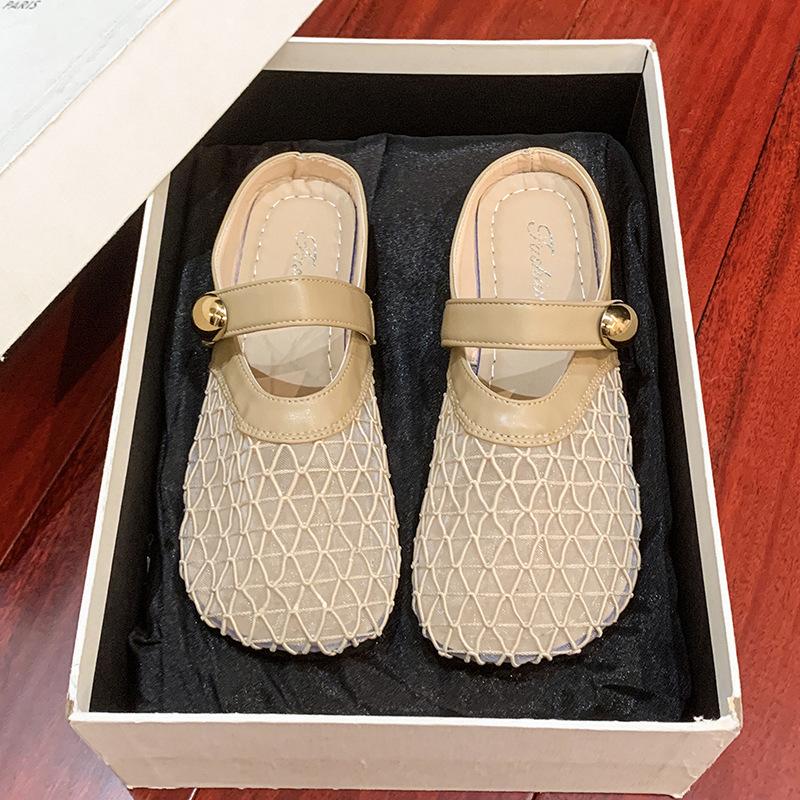 Outer slippers summer new designer fashionable hollow cool slippers women's flat bottom Mary Jane slippers women