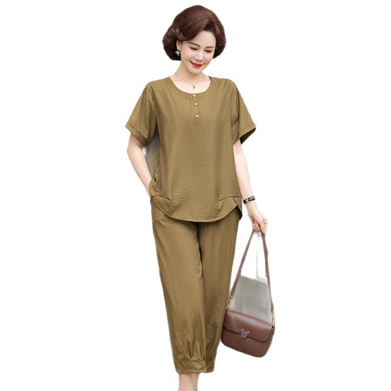 Stylish Summer Plus Size Round Neck Top & Nine-Point Pants Set for Middle-Aged Mothers