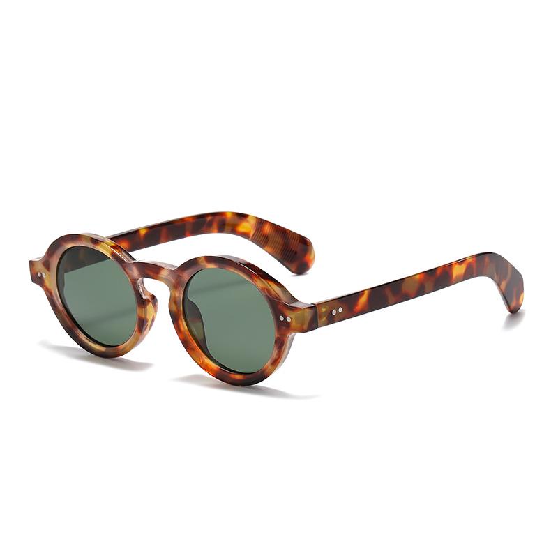 Jett 5171 Women's Polarized Round Frame Rivet Sunglasses - Trendy Street Style
