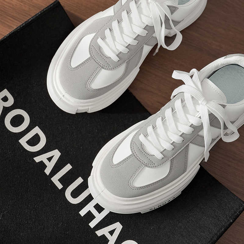 Perforated Outdoor Men's Sneakers 47 Flats Men's Funny Shoes Red Basketball Sport Raning Teniis Sapa Resale Offers Outside