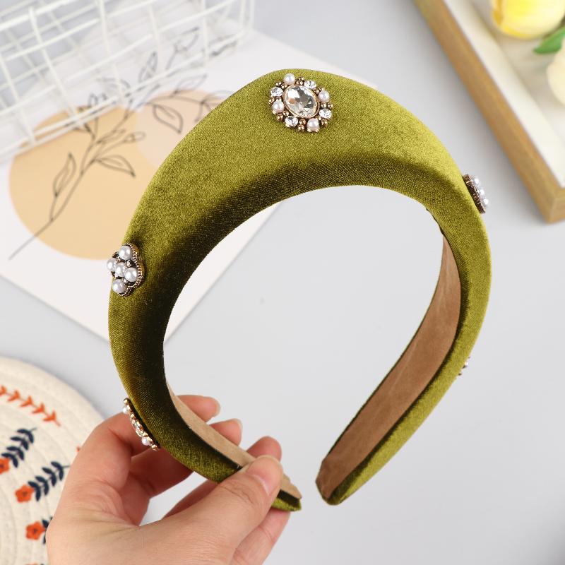 Velvet Headband For Women European And American  British Retro Hairpin Headband For Girls Home Leisure Headwear