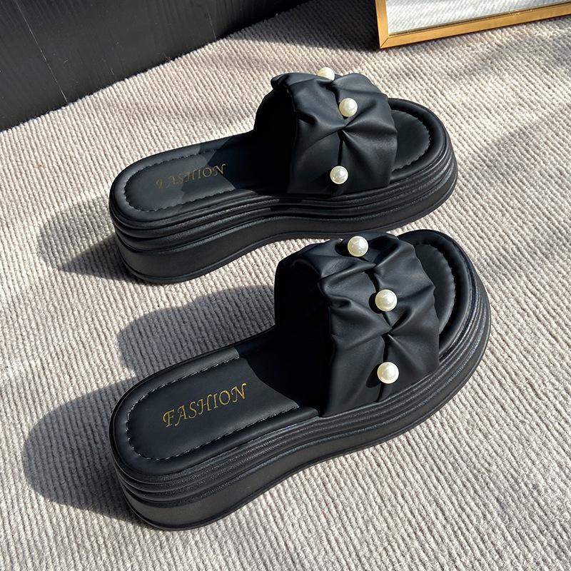 

Waterproof table sandals 2025 summer new Korean version ins small man shows height and popular outer slippers one-word drag woman 35