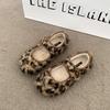 Retro style plush word Velcro Mary Jane shoes women's winter new temperament flat bottom shallow mouth velvet cotton shoes