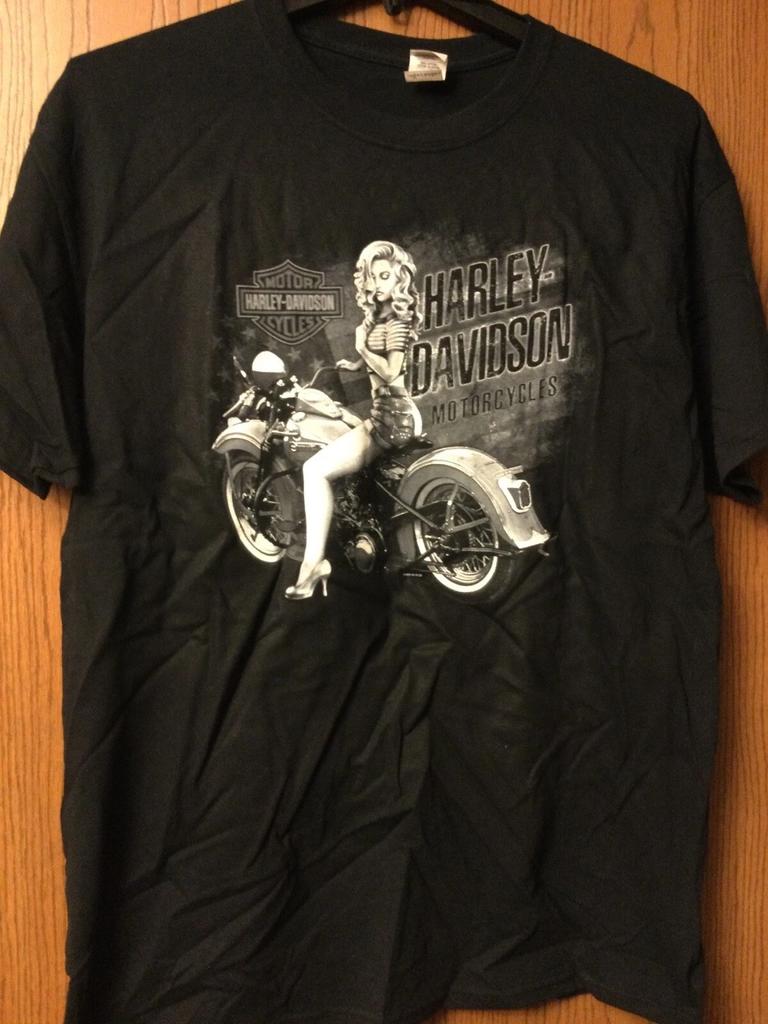 Harley Davidson Motorcycles - (Girl On Bike) Black Shirt - XL - Gildan.