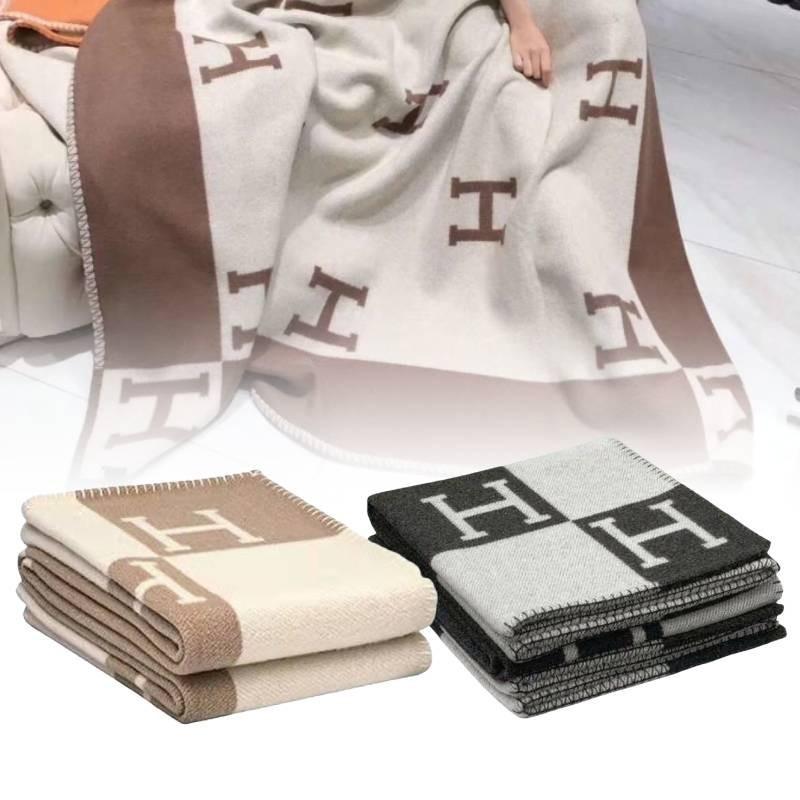 Luxurious Wool Cashmere Blanket Thick Warm Geometric Pattern Office Throw